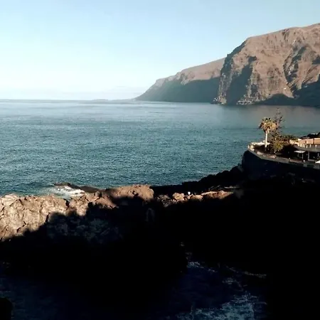 Apartament Holidays And Work Gigantes, Internet 600 Mb Puerto de Santiago (Tenerife)